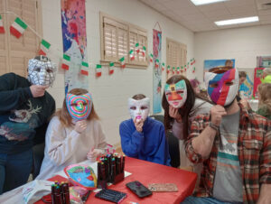 Students learn about Italian Carnevale and craft their masks